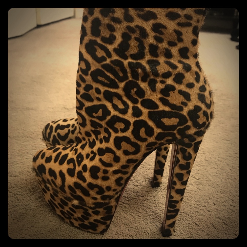 Leopard print boots. 160mm